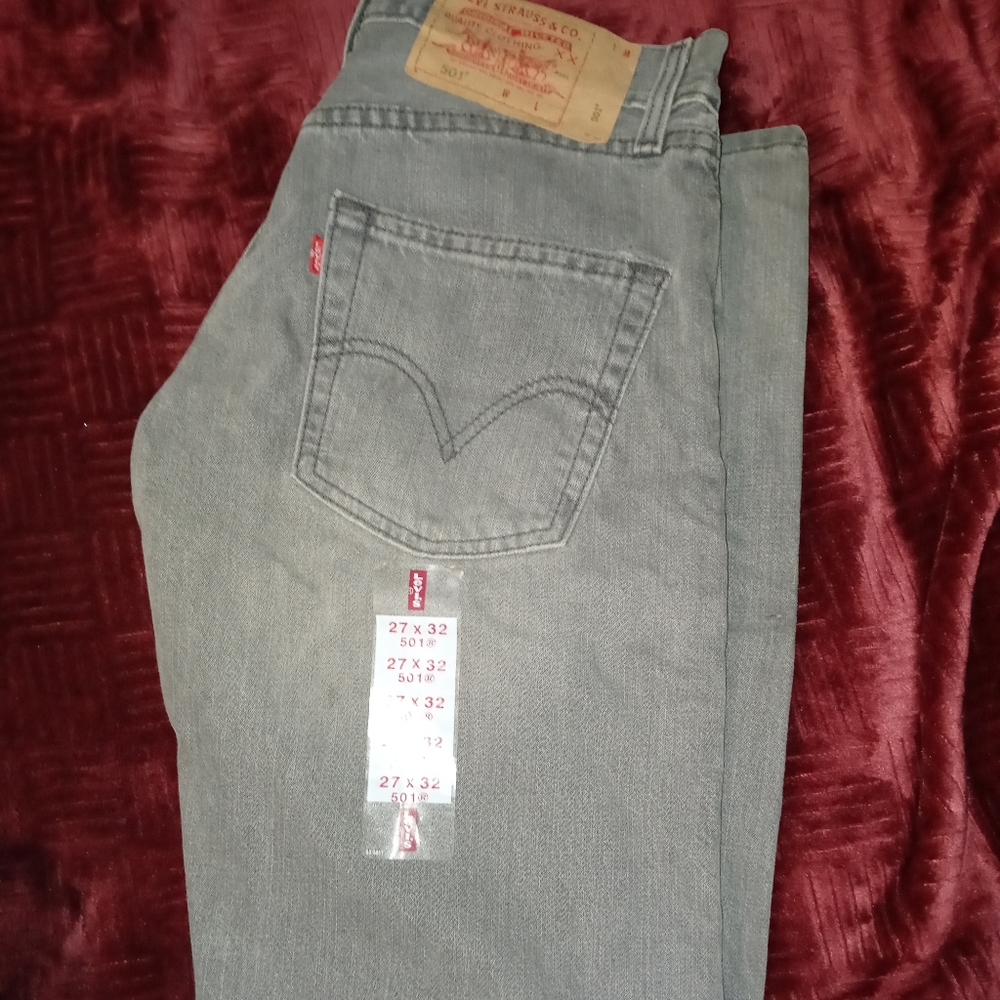 Levi jeans